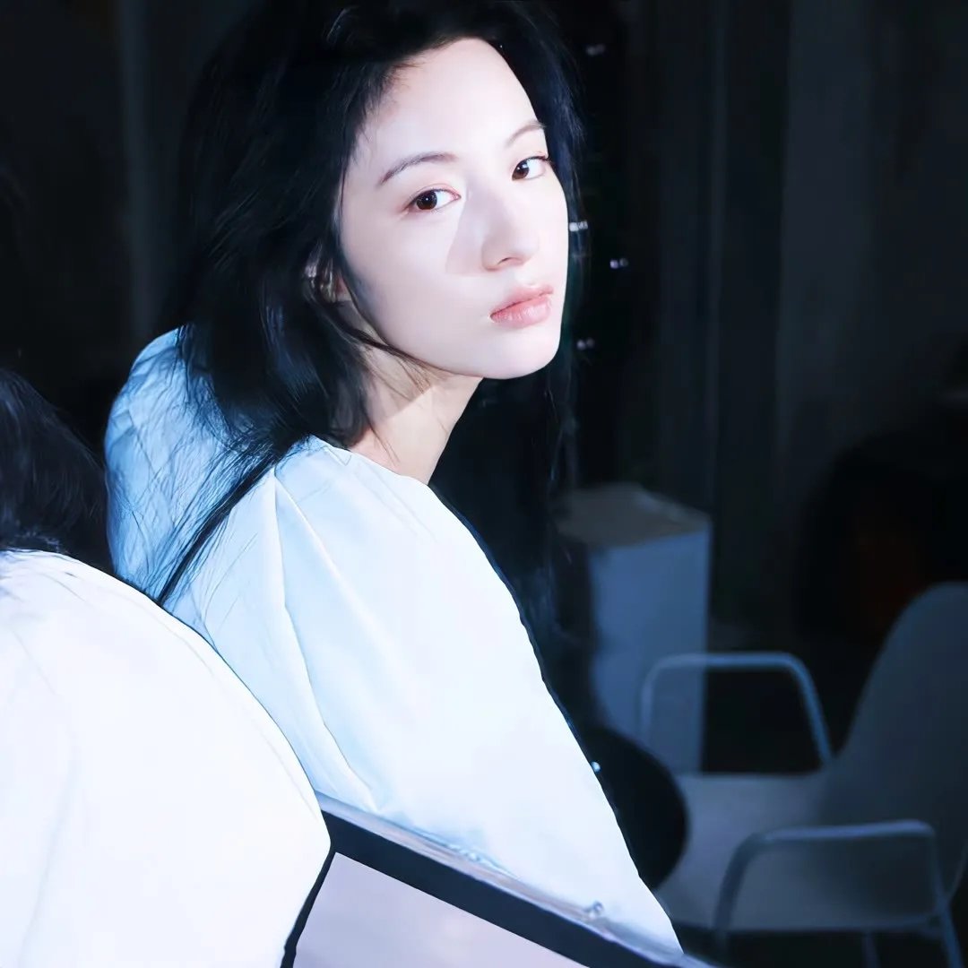 圆月弯刀